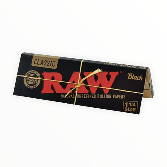 RAW Black Classic   1¼   صندوق ورق راو كلاسيك الأسود